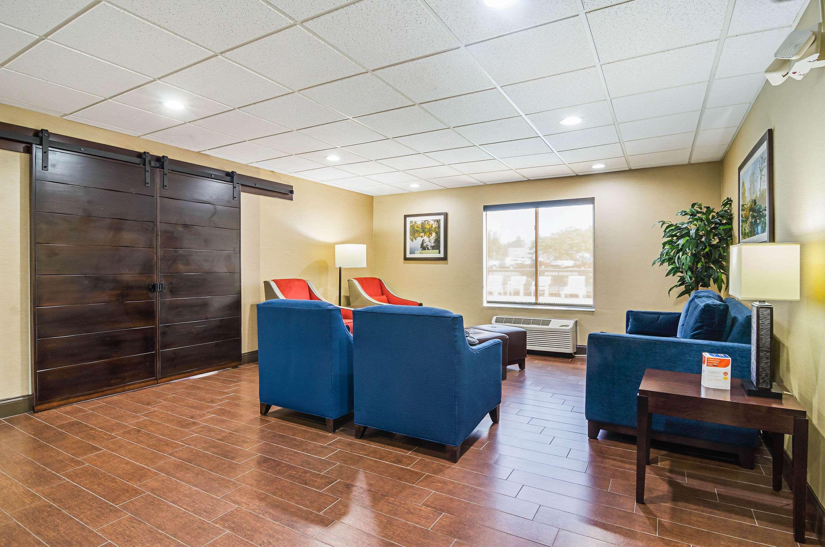 Comfort Inn & Suites Oxford South Ngoại thất bức ảnh