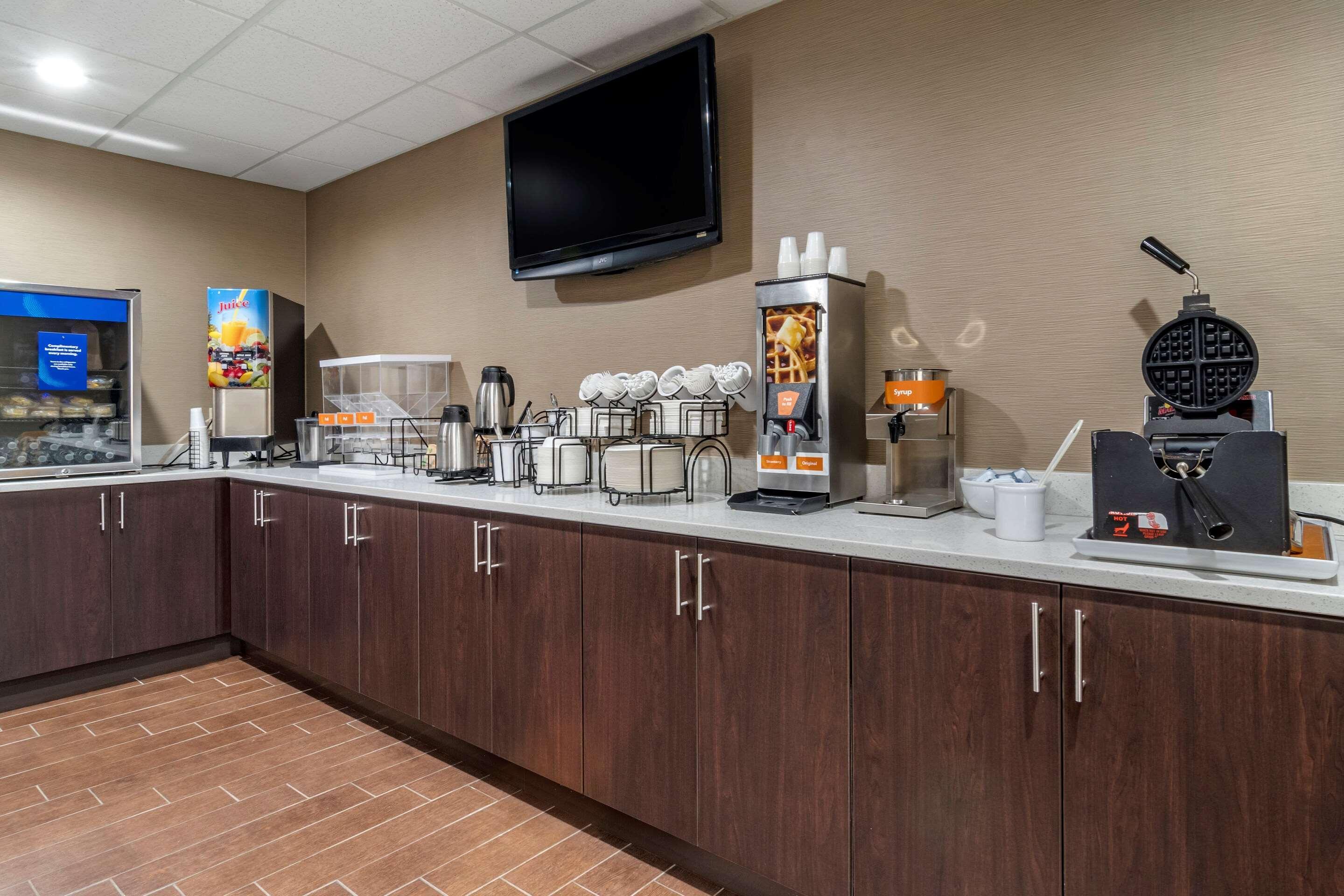 Comfort Inn & Suites Oxford South Ngoại thất bức ảnh