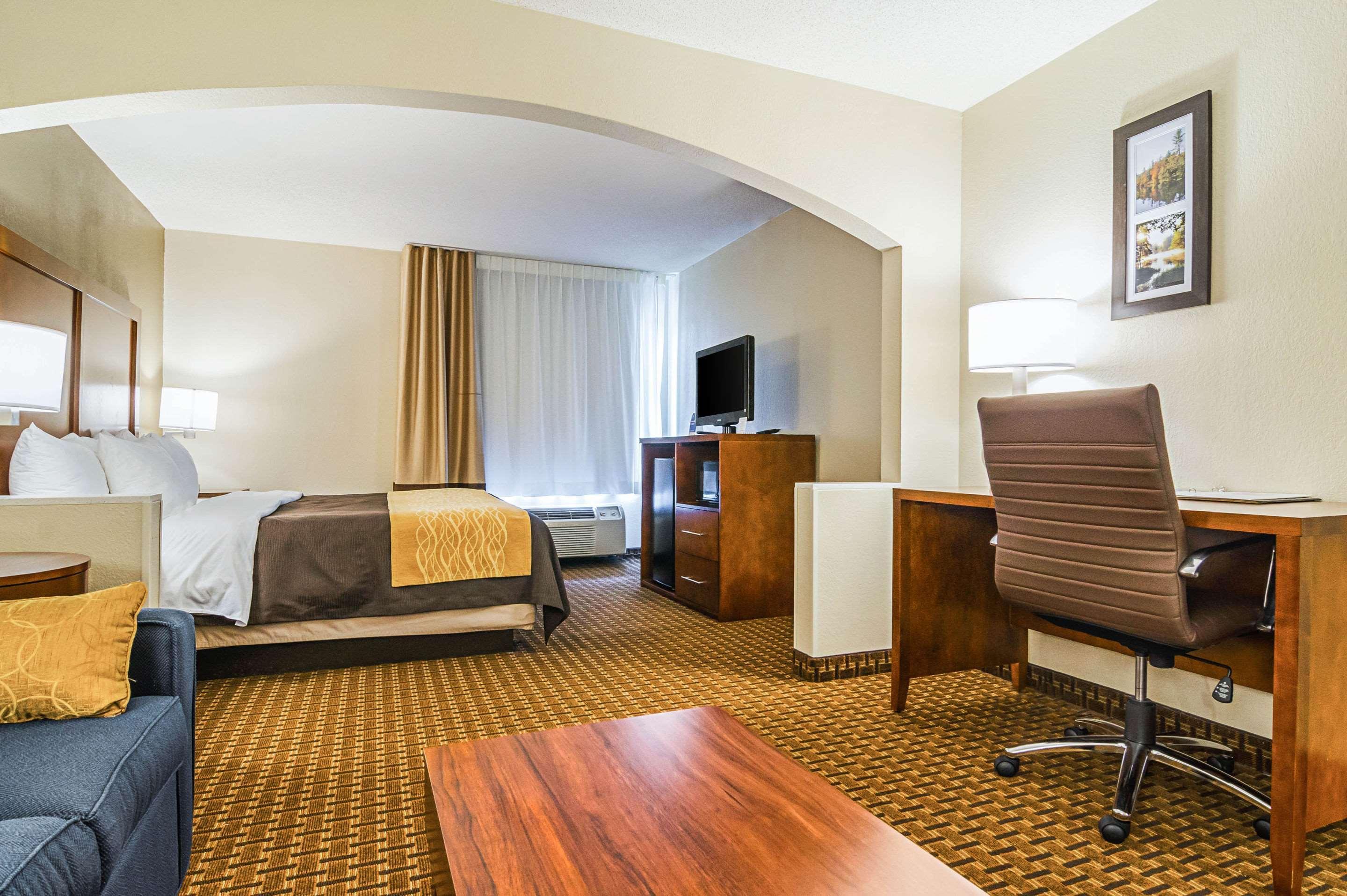 Comfort Inn & Suites Oxford South Ngoại thất bức ảnh